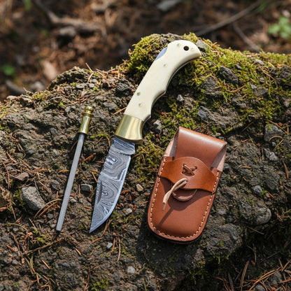 6.5′ Handmade Damascus Steel Pocket Knife with Leather Sheath